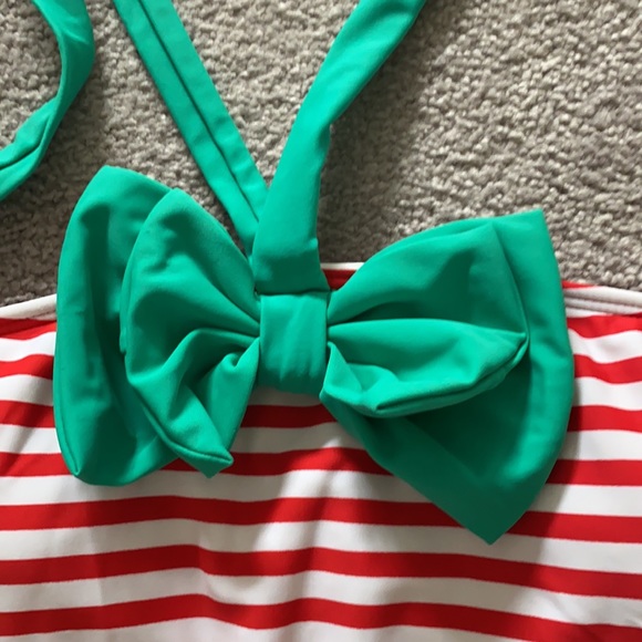 Swimming suit - Picture 2 of 3